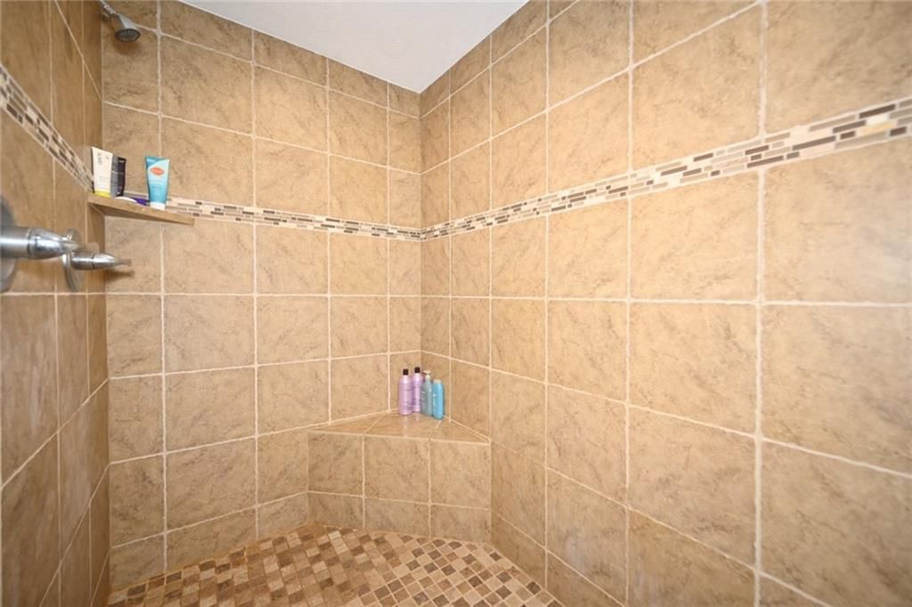 Photo 34 of 51 - 17380 NW 130th Terrace, Platte City, MO 64079
