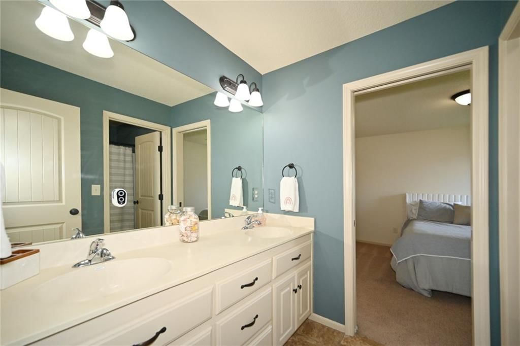 Photo 37 of 51, 17380 NW 130th Terrace, Platte City, MO 64079