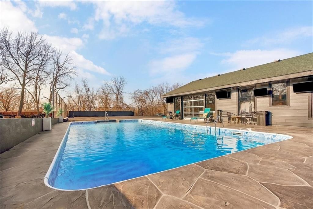 6540 James A Reed Road — photo 38