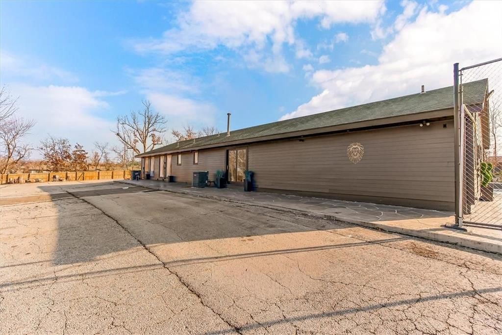 6540 James A Reed Road — photo 42