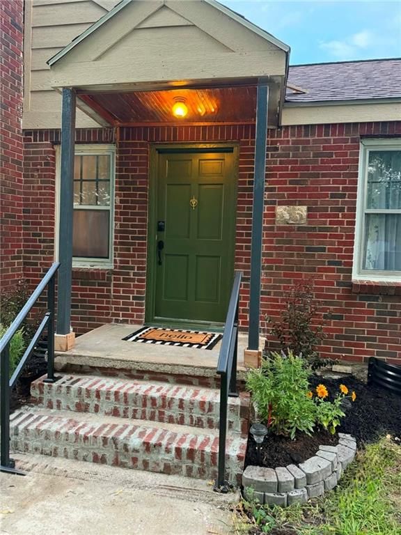 709 N Allen Road — photo 20