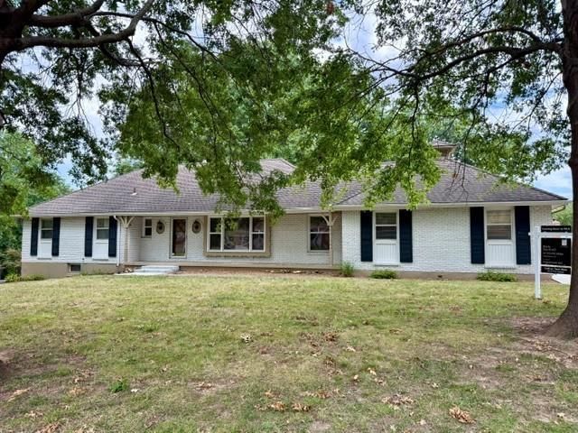 6317 Sterling Avenue — photo 2