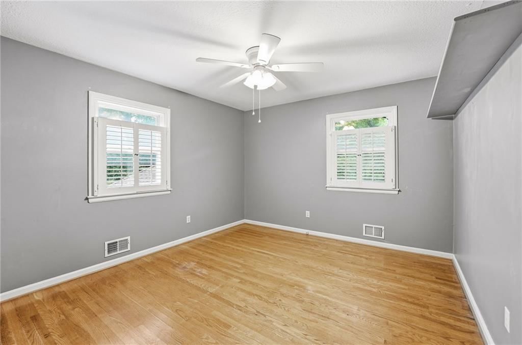 6317 Sterling Avenue — photo 26
