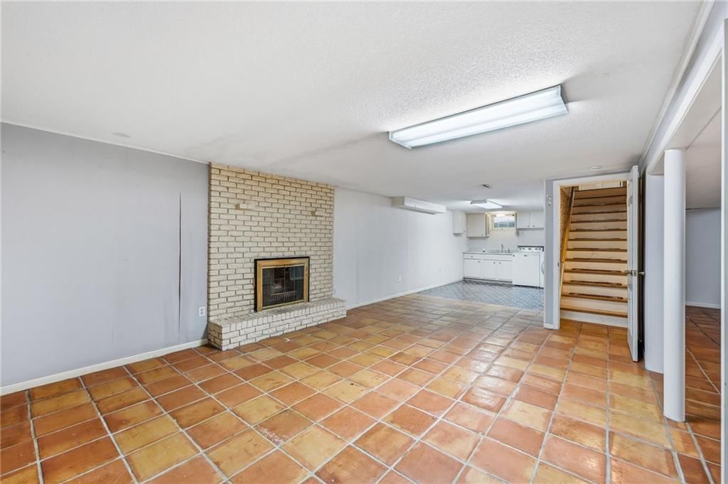 6317 Sterling Avenue — photo 32