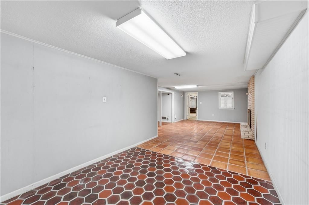 6317 Sterling Avenue — photo 34