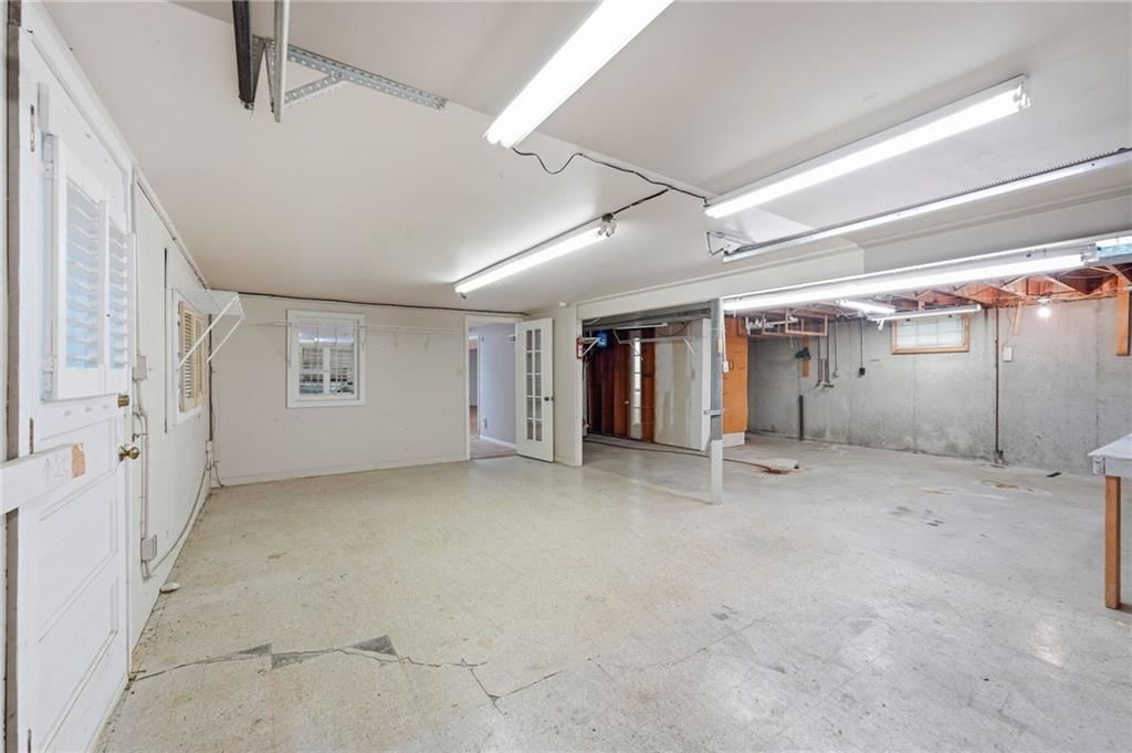 6317 Sterling Avenue — photo 42