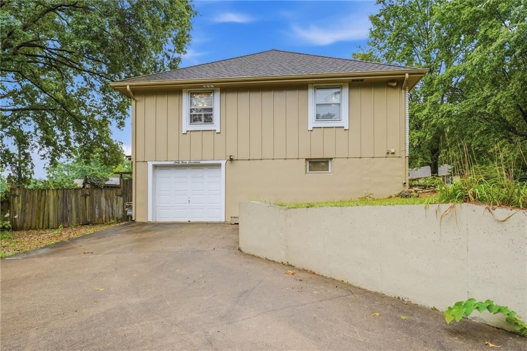 6317 Sterling Avenue — photo 44