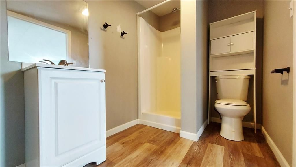 419 W 5th Street — photo 13