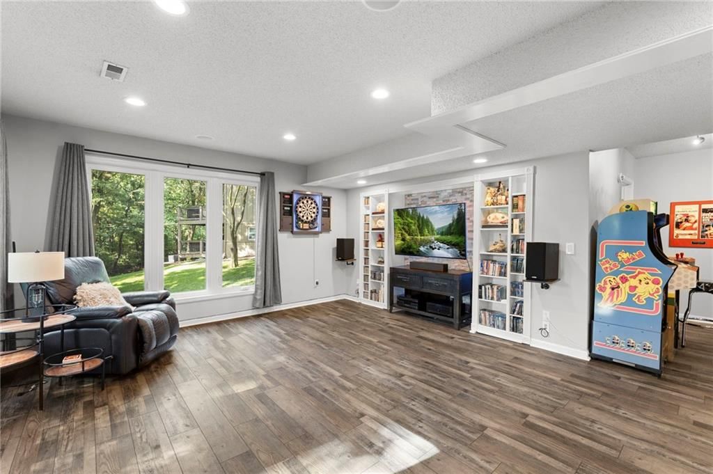 Photo 49 of 58 - 4801 NW 57th Place, Kansas City, MO 64151