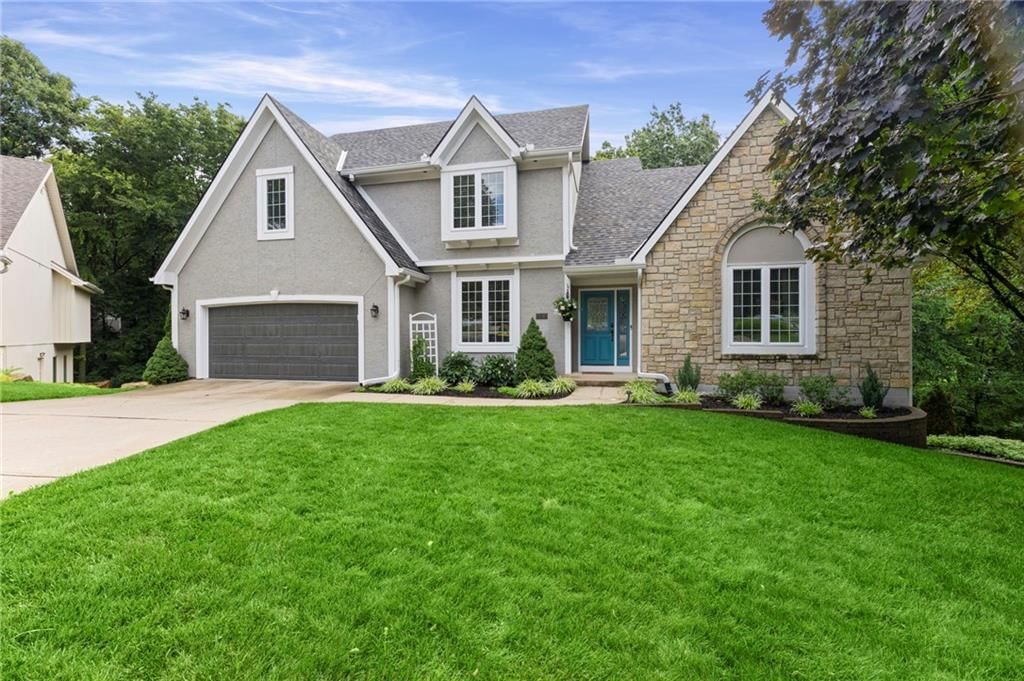 Photo 5 of 58 - 4801 NW 57th Place, Kansas City, MO 64151