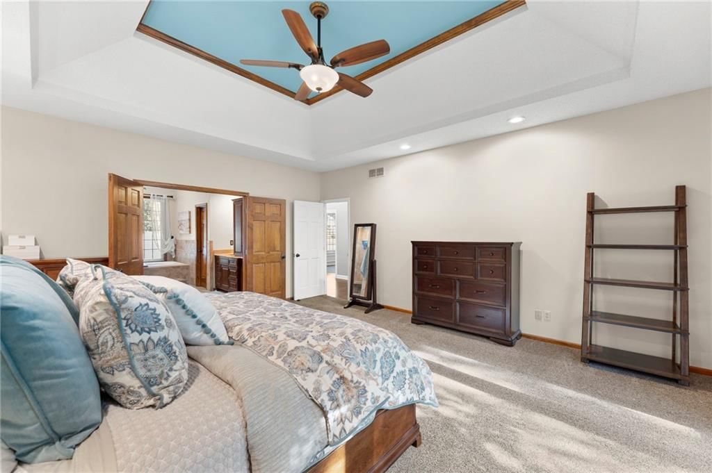 Photo 29 of 58 - 4801 NW 57th Place, Kansas City, MO 64151