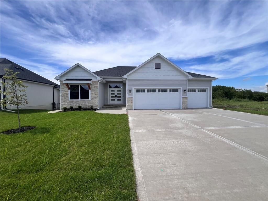 16356 Baxter Street — photo 1