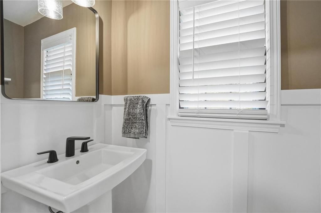 12860 Sagamore Road — photo 23