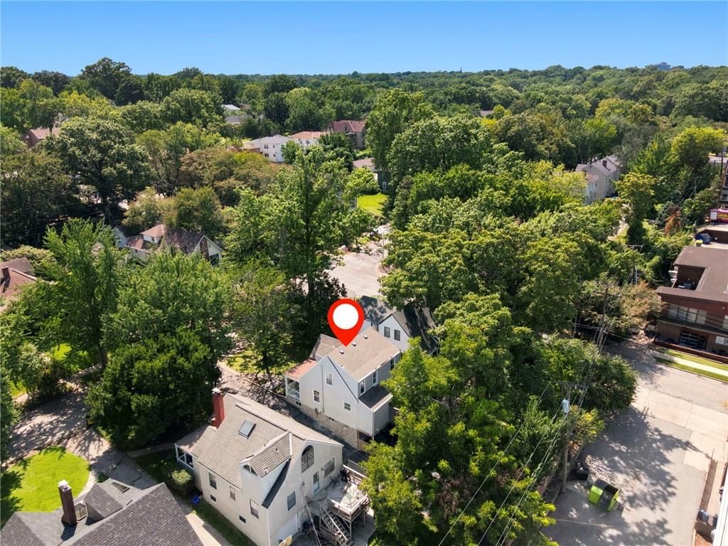 704 E 63rd Terrace — photo 30