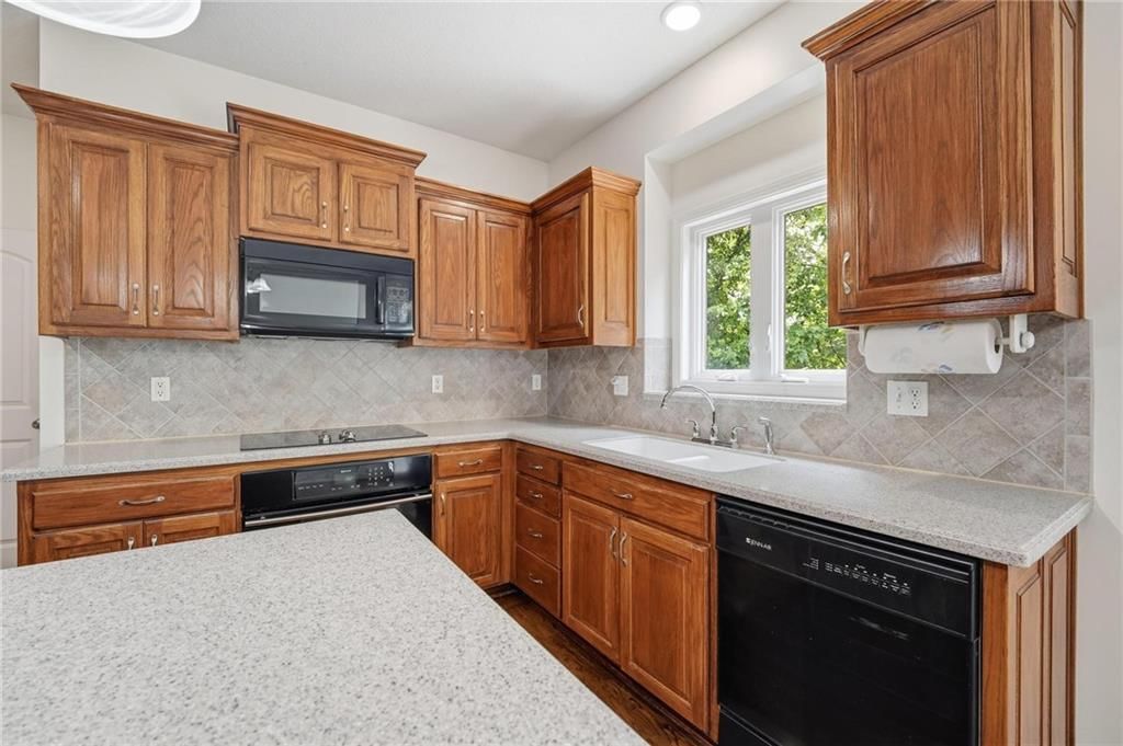 7650 Forest Park Drive — photo 19