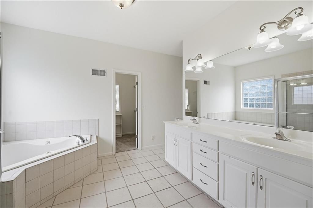 7650 Forest Park Drive — photo 32
