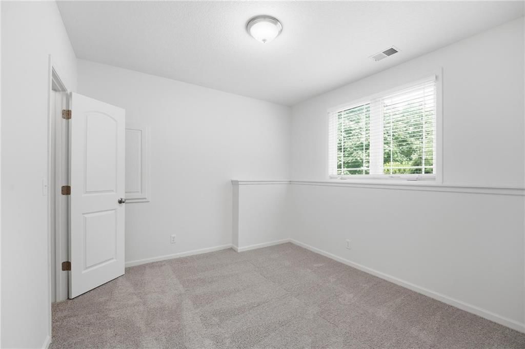 7650 Forest Park Drive — photo 41