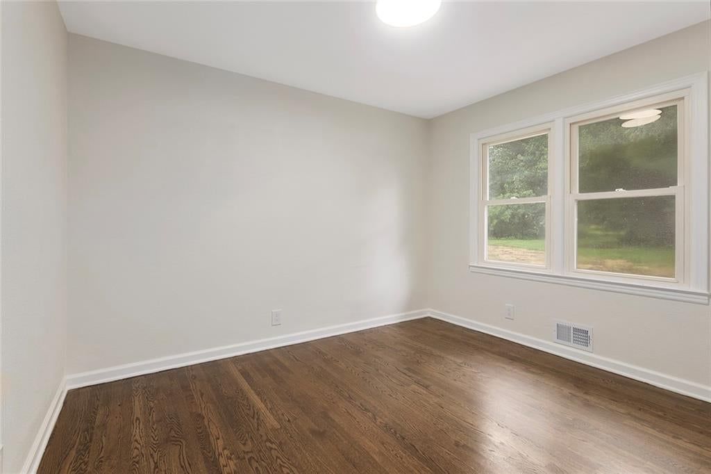 11017 E 75th Street — photo 16