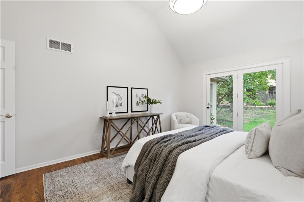 5204 W 112th Street — photo 14