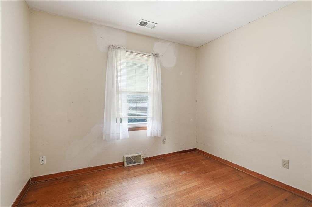 142 W Shawnee Street — photo 12