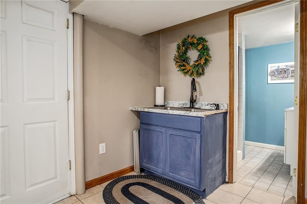 6443 Larsen Lane — photo 25