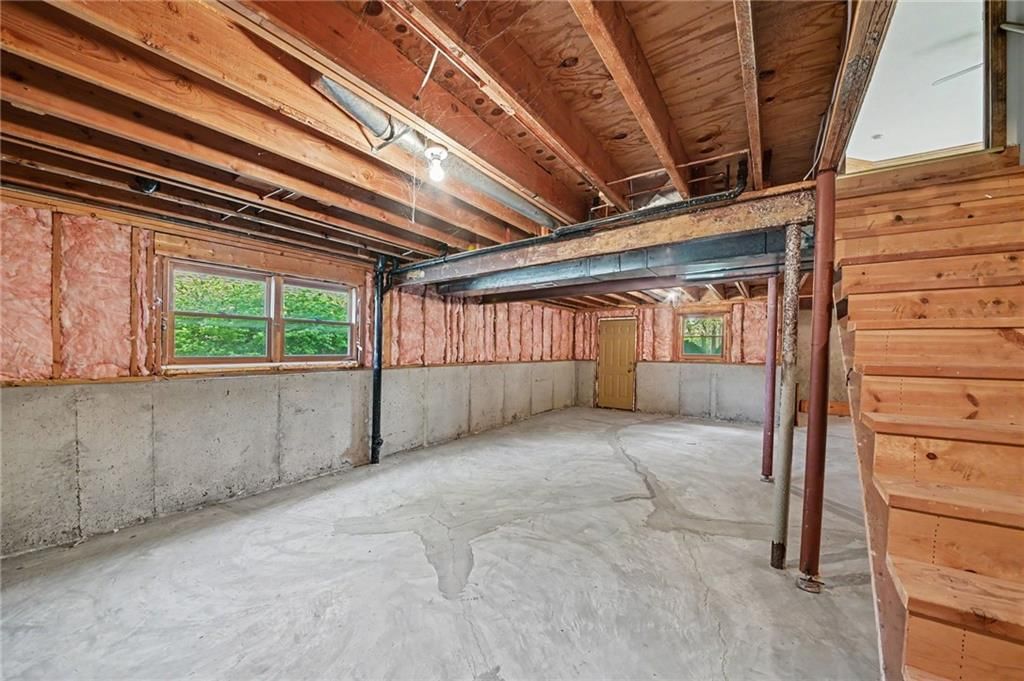 Photo 26 of 34 - 2414 Springcreek Court, Blue Springs, MO 64015