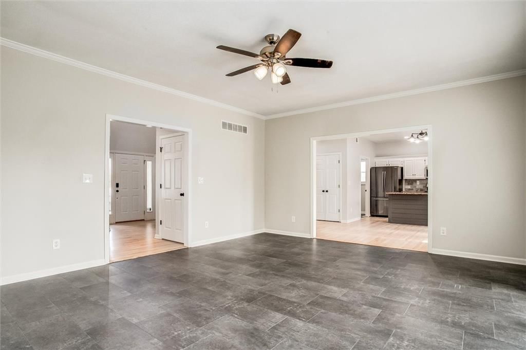 1021 SW 13th Terrace — photo 5