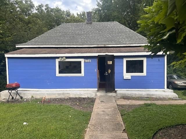 4135 Garfield Avenue — photo 1