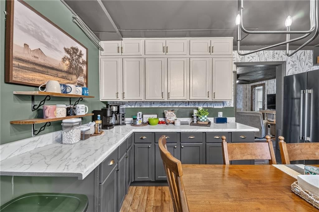 212 W 3rd Street — photo 14