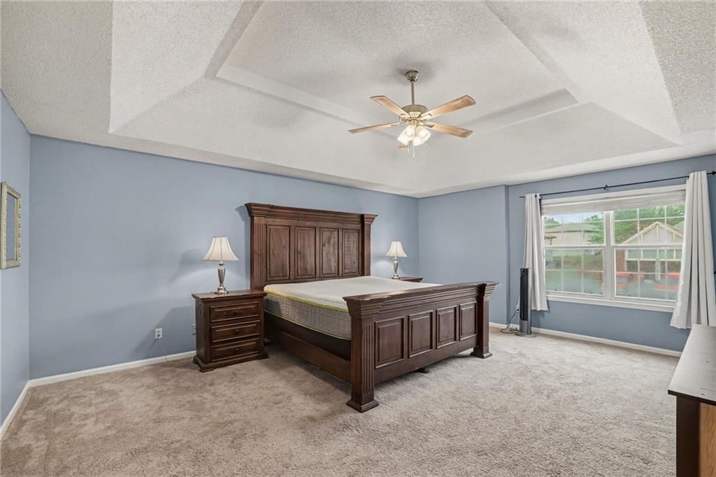 Photo 13 of 33, 226 N Sunset Lane, Raymore, MO 64083