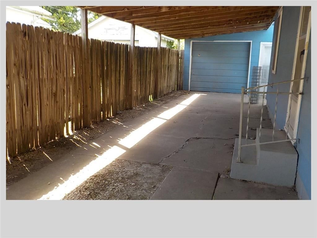 307 W North Street — photo 7
