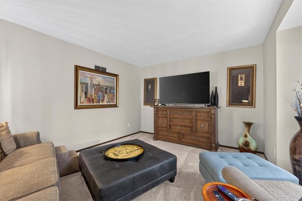 9002 SWARNER Drive — photo 8