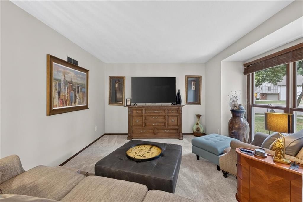 9002 SWARNER Drive — photo 11