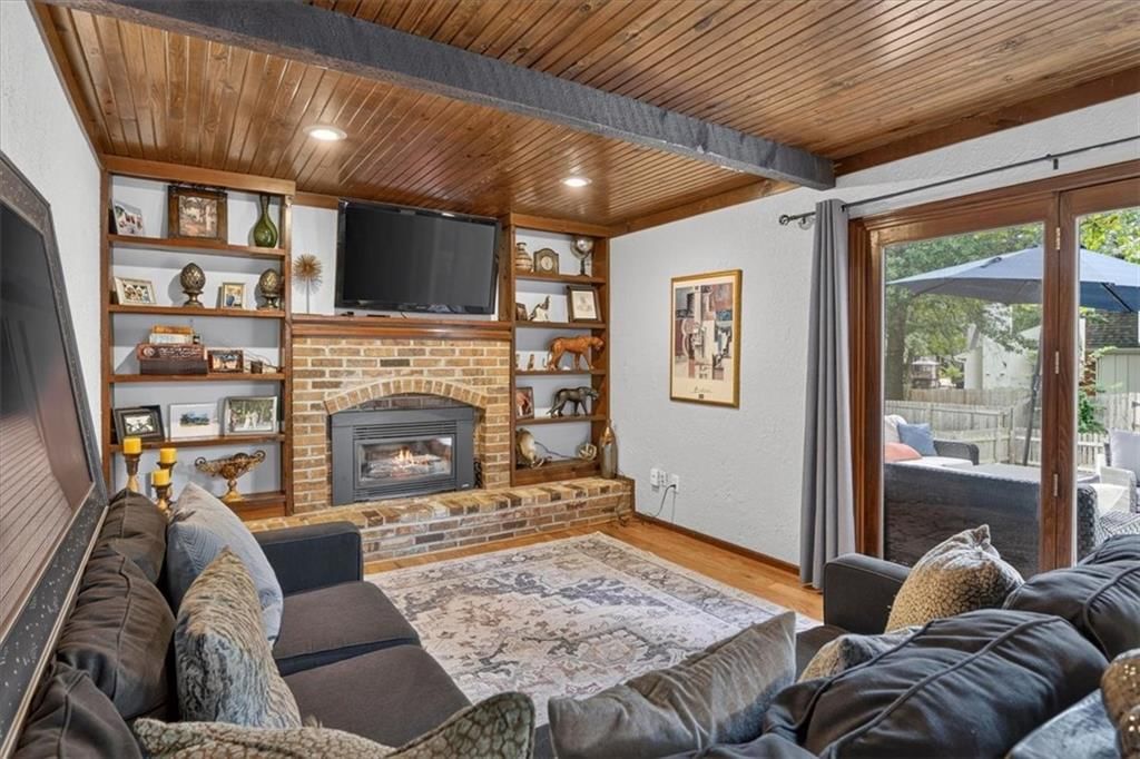 9002 SWARNER Drive — photo 25
