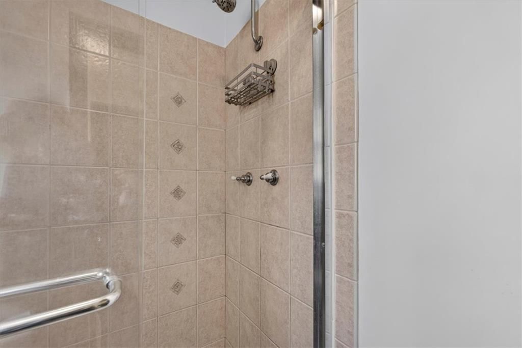 9002 SWARNER Drive — photo 36