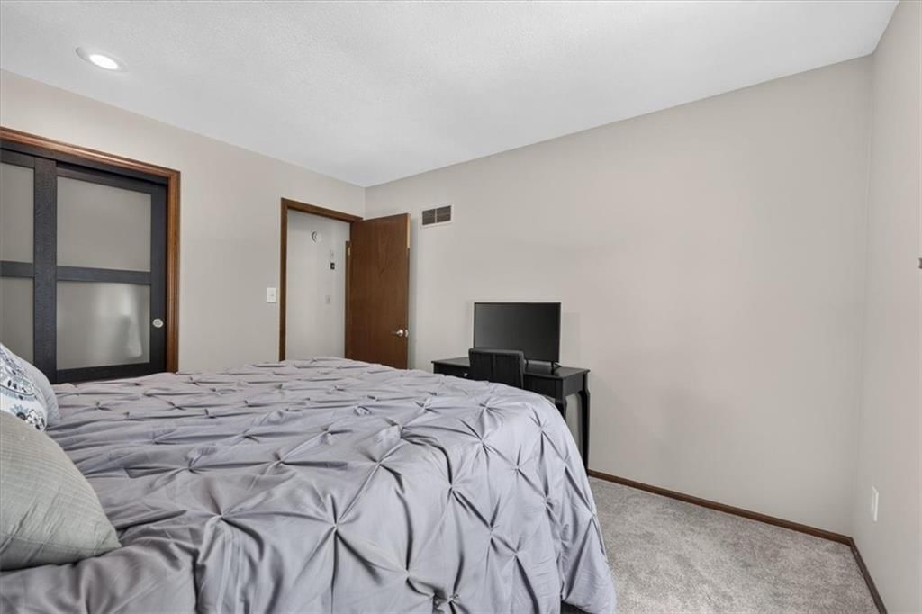 9002 SWARNER Drive — photo 40