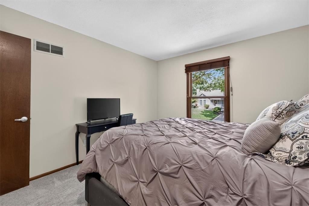 9002 SWARNER Drive — photo 41