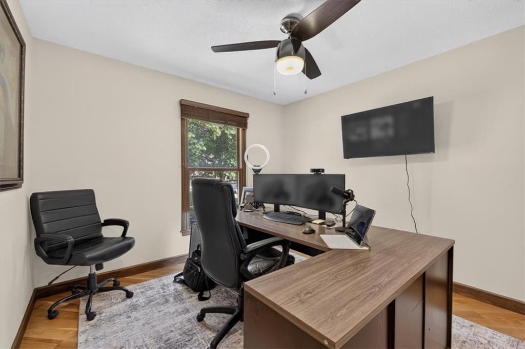 9002 SWARNER Drive — photo 43