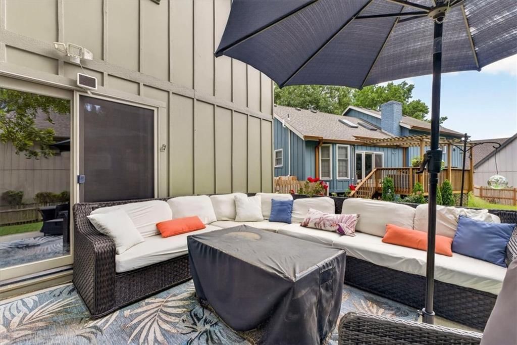 9002 SWARNER Drive — photo 57