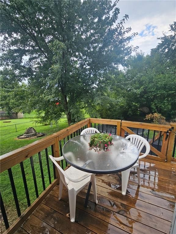 1209 NW Golfview Drive — photo 5