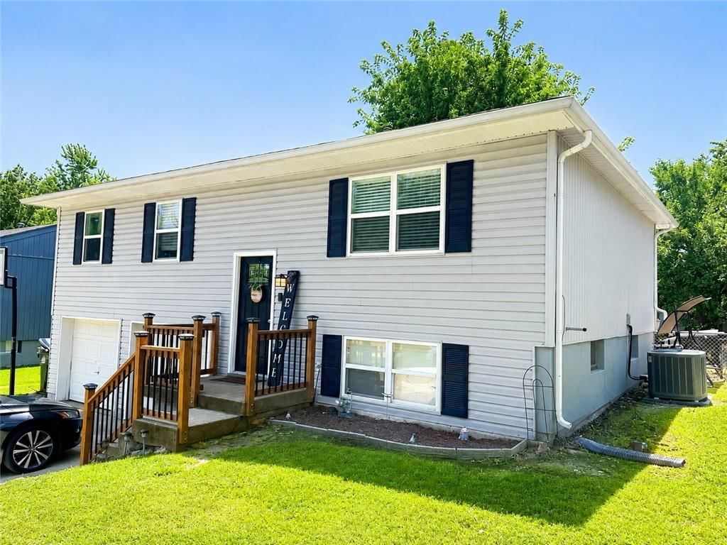 1209 NW Golfview Drive — photo 15