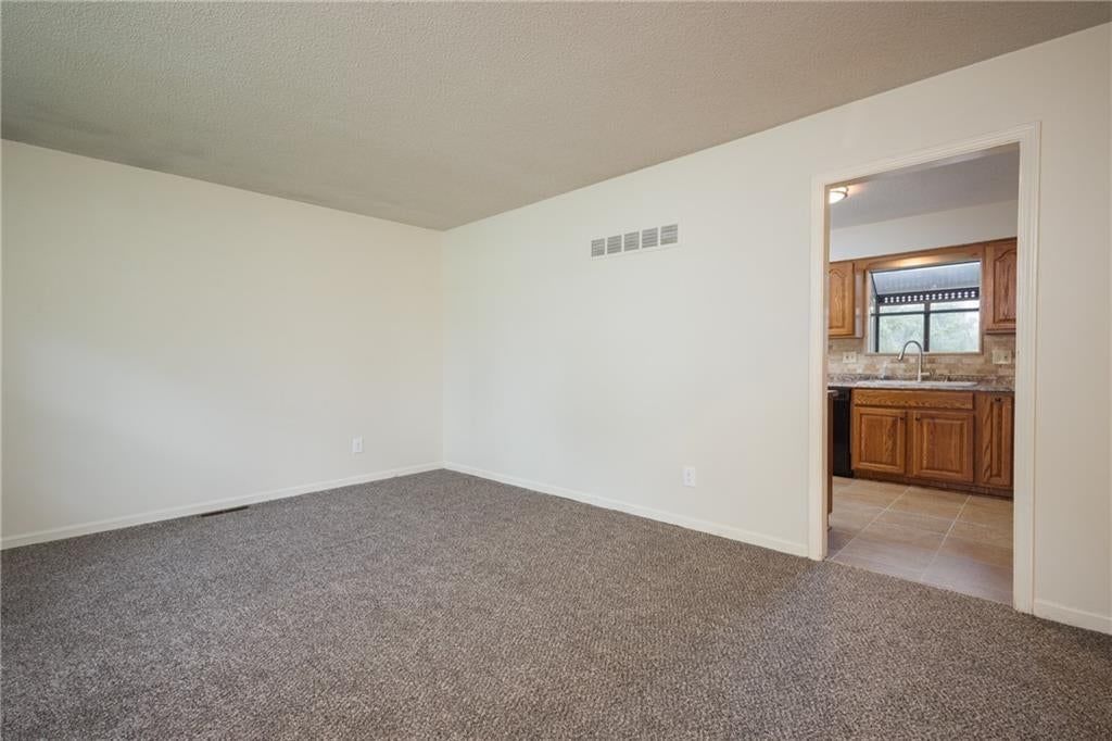 10607 Bellefontaine Avenue — photo 6