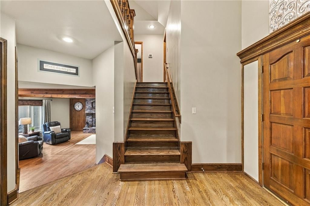 2209 S Scarborough Street — photo 11