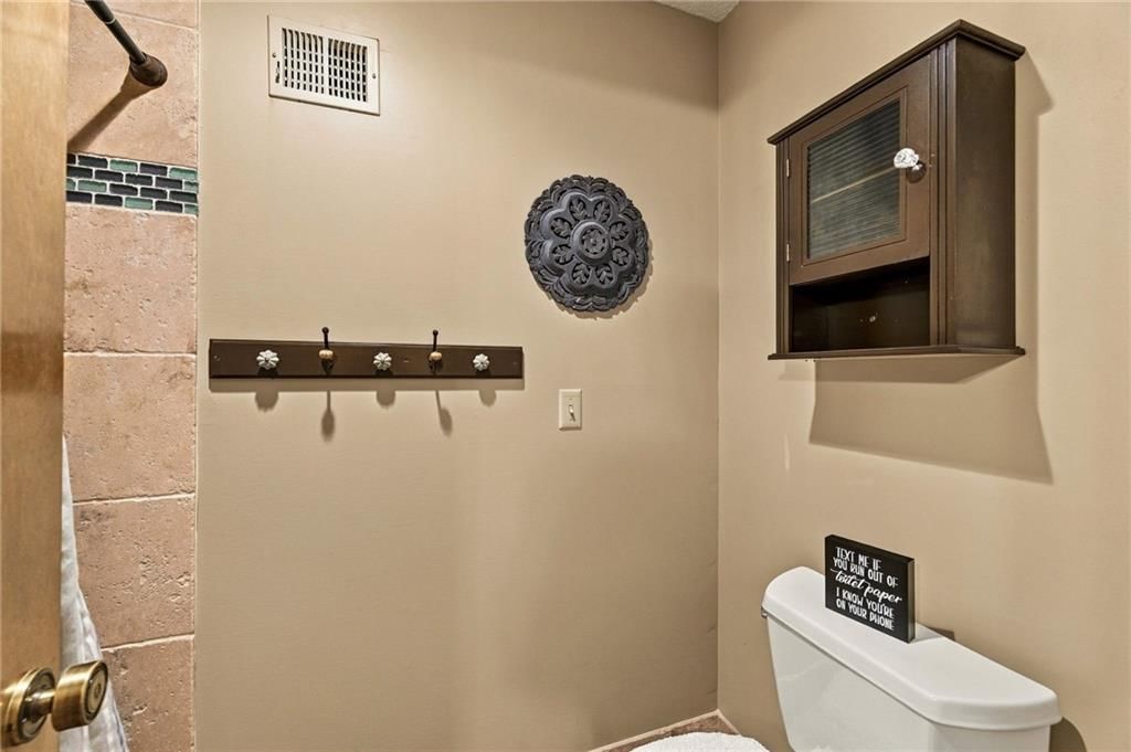 2209 S Scarborough Street — photo 30