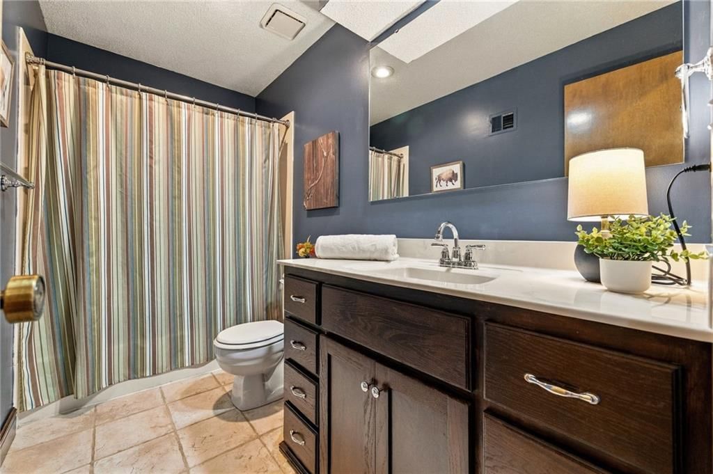 2209 S Scarborough Street — photo 31