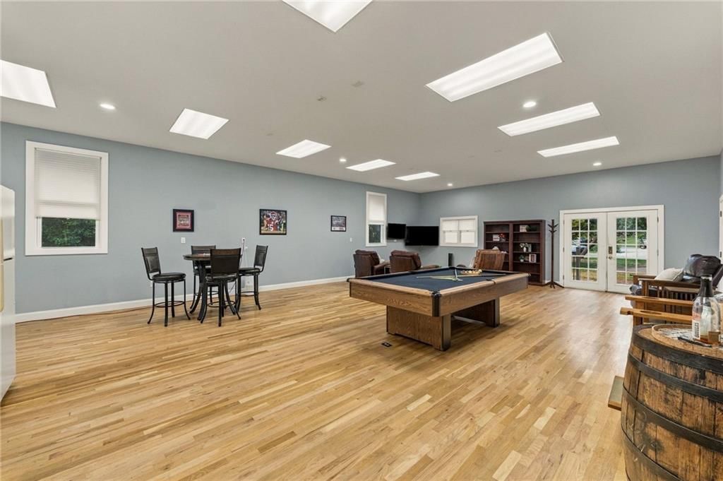2209 S Scarborough Street — photo 50
