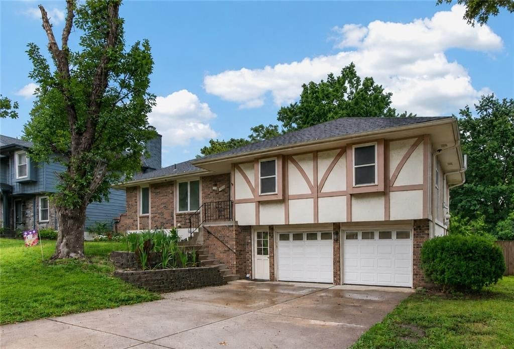3523 NE Stanton Street — photo 1