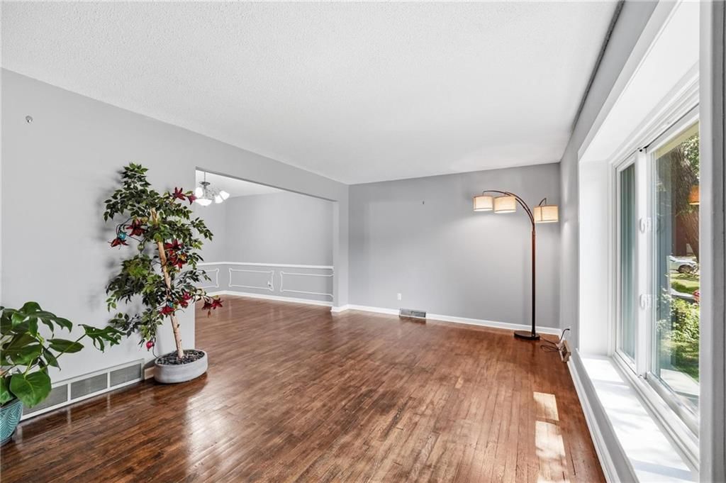 1002 E Willow Drive — photo 8