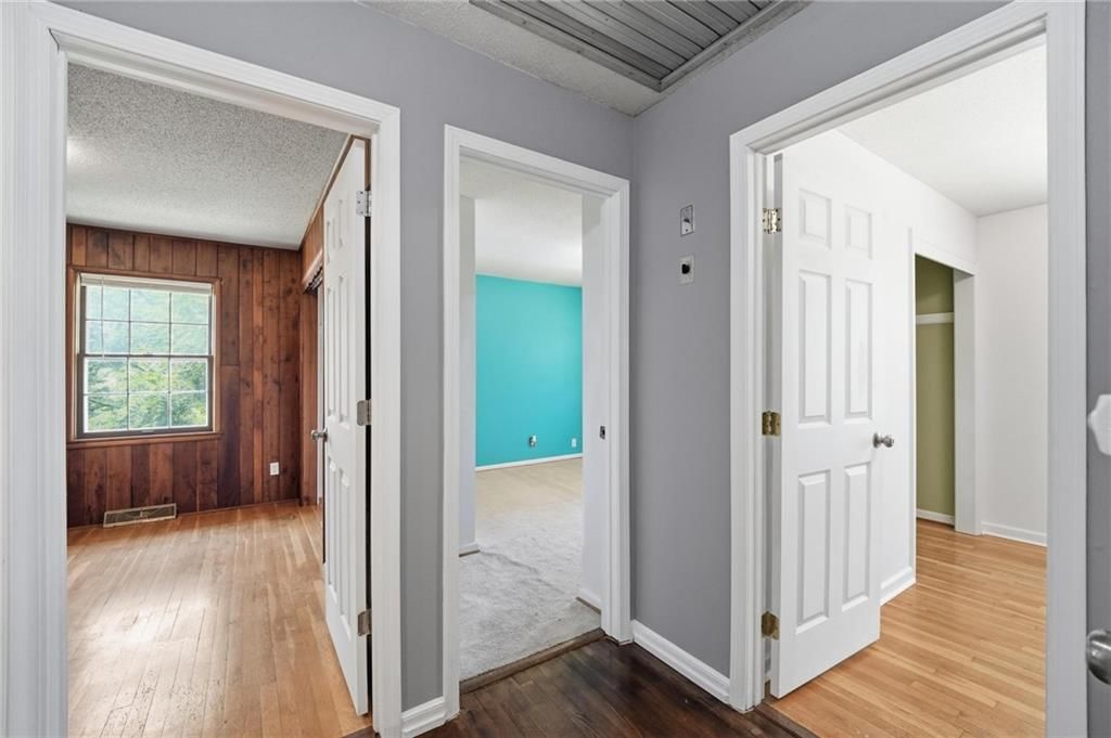 1002 E Willow Drive — photo 16