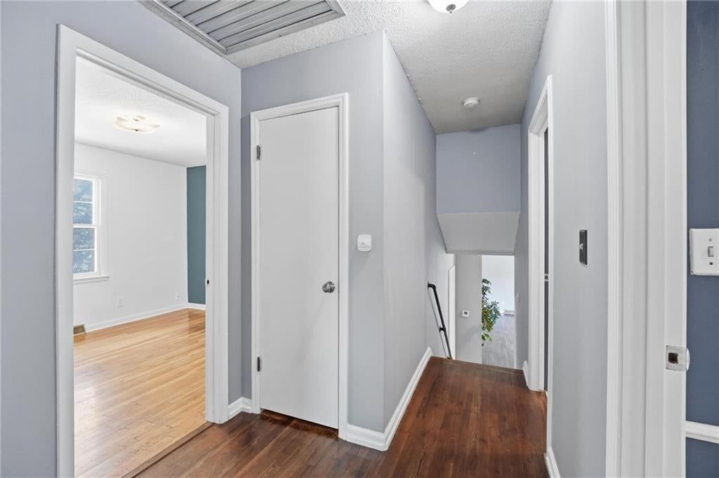 1002 E Willow Drive — photo 18